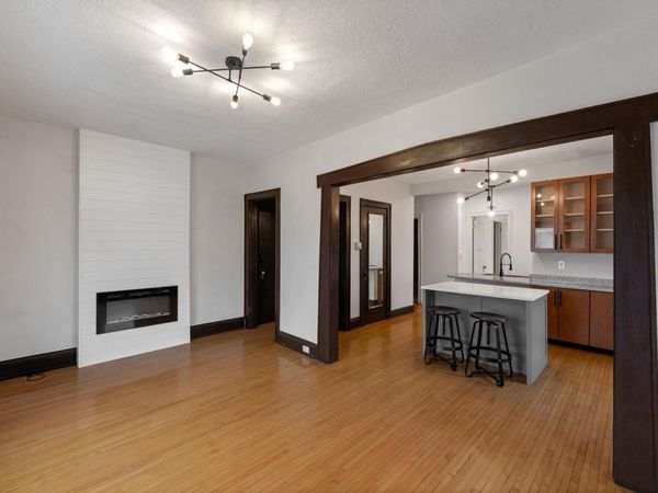 2881 Irving Avenue S, Unit 201, Minneapolis, MN 55408