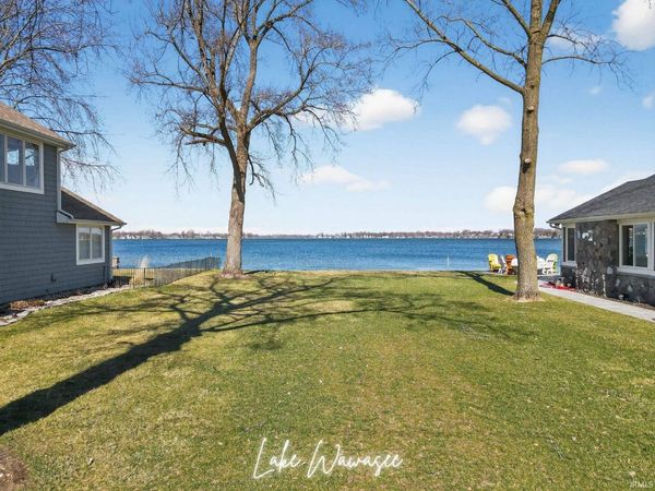 E Highland View Drive, Syracuse, IN 46567