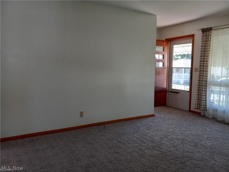 567 Stetler Avenue , Akron, OH 44312 Photo 10