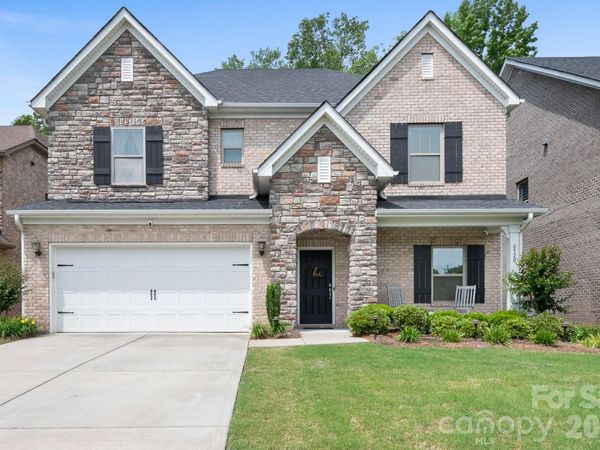 6520 Vizcaya Court, Charlotte, NC 28226
