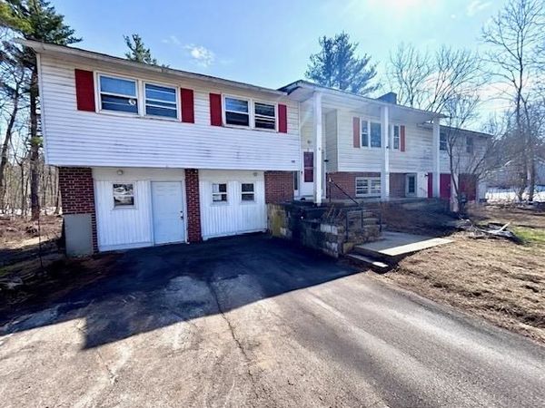 90 N Lowell Road, Windham, NH 03087