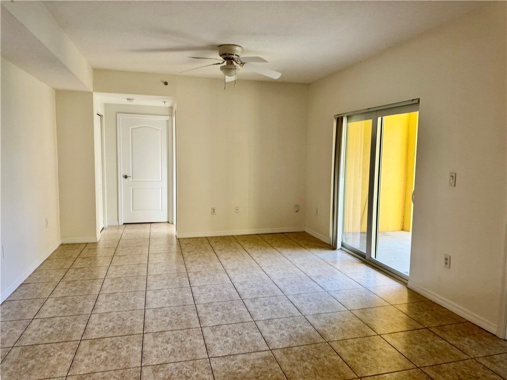 5090 Fairways Circle, Unit H207, Vero Beach, FL 32967 Photo