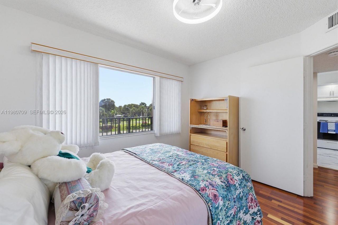 1200 SW 137th Ave, Unit 308E, Pembroke Pines, FL 33027 Photo