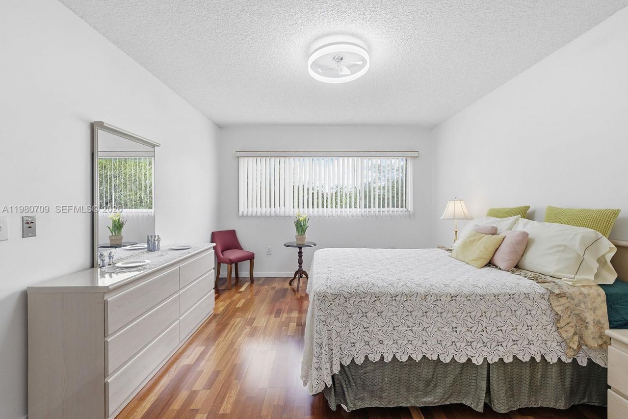 1200 SW 137th Ave, Unit 308E, Pembroke Pines, FL 33027 Photo