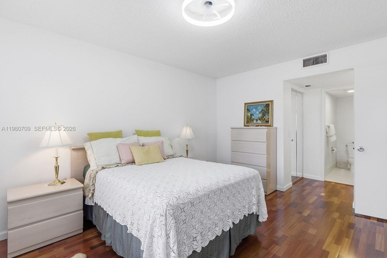 1200 SW 137th Ave, Unit 308E, Pembroke Pines, FL 33027 Photo