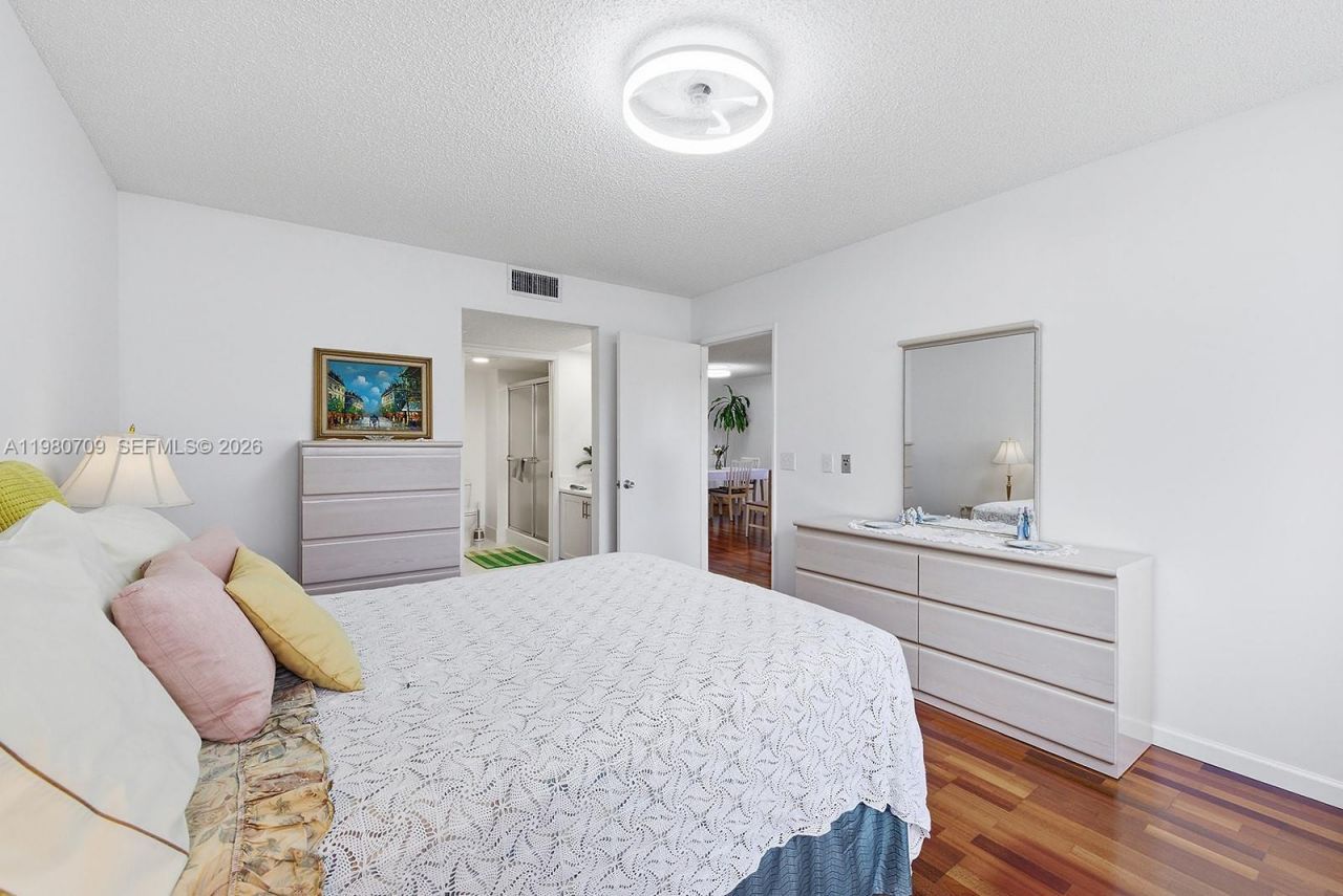 1200 SW 137th Ave, Unit 308E, Pembroke Pines, FL 33027 Photo