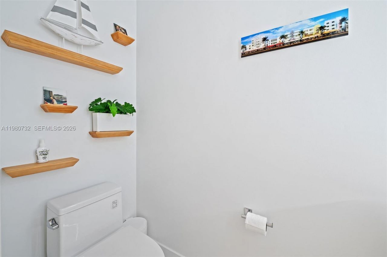 700 NE 24th, Unit 505, Miami, FL 33137 Photo