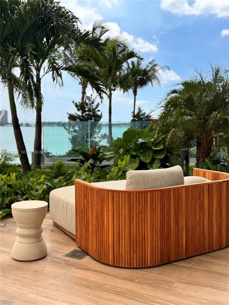 700 NE 24th, Unit 505, Miami, FL 33137 Photo