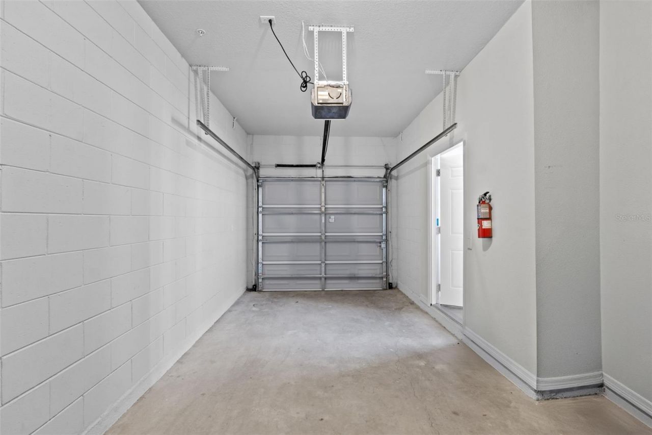 2835 Oakwater Drive , Kissimmee, FL 34747 Photo