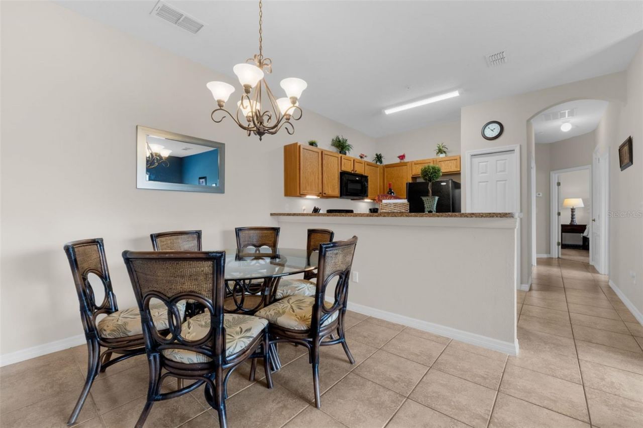 2835 Oakwater Drive , Kissimmee, FL 34747 Photo