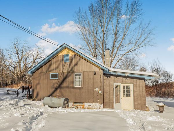 29 Parsons Lane, Middletown, NY 10940