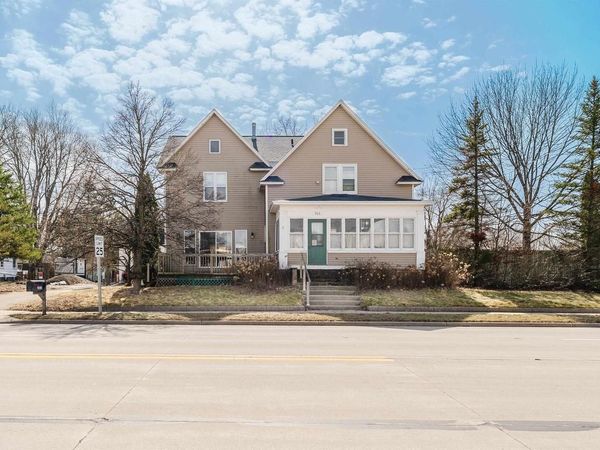 303 E MAIN STREET, Wautoma, WI 54982