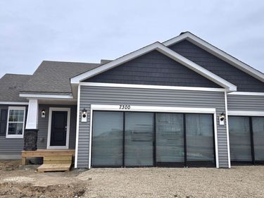 7300 Imperial Way, Elko New Market, MN 55020