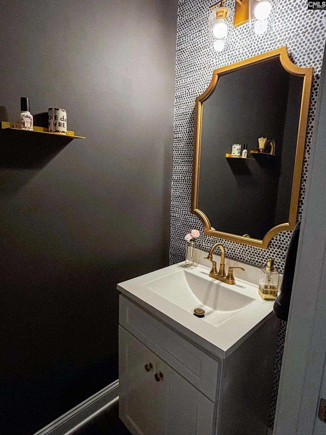 15 Alumni Lane Photo 8