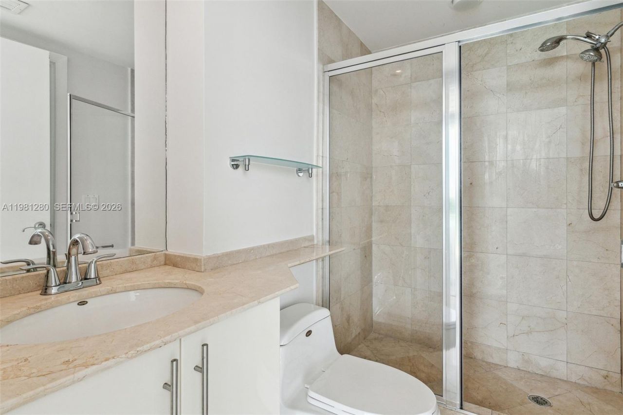 1000 S Pointe Dr, Unit 904, Miami Beach, FL 33139 Photo