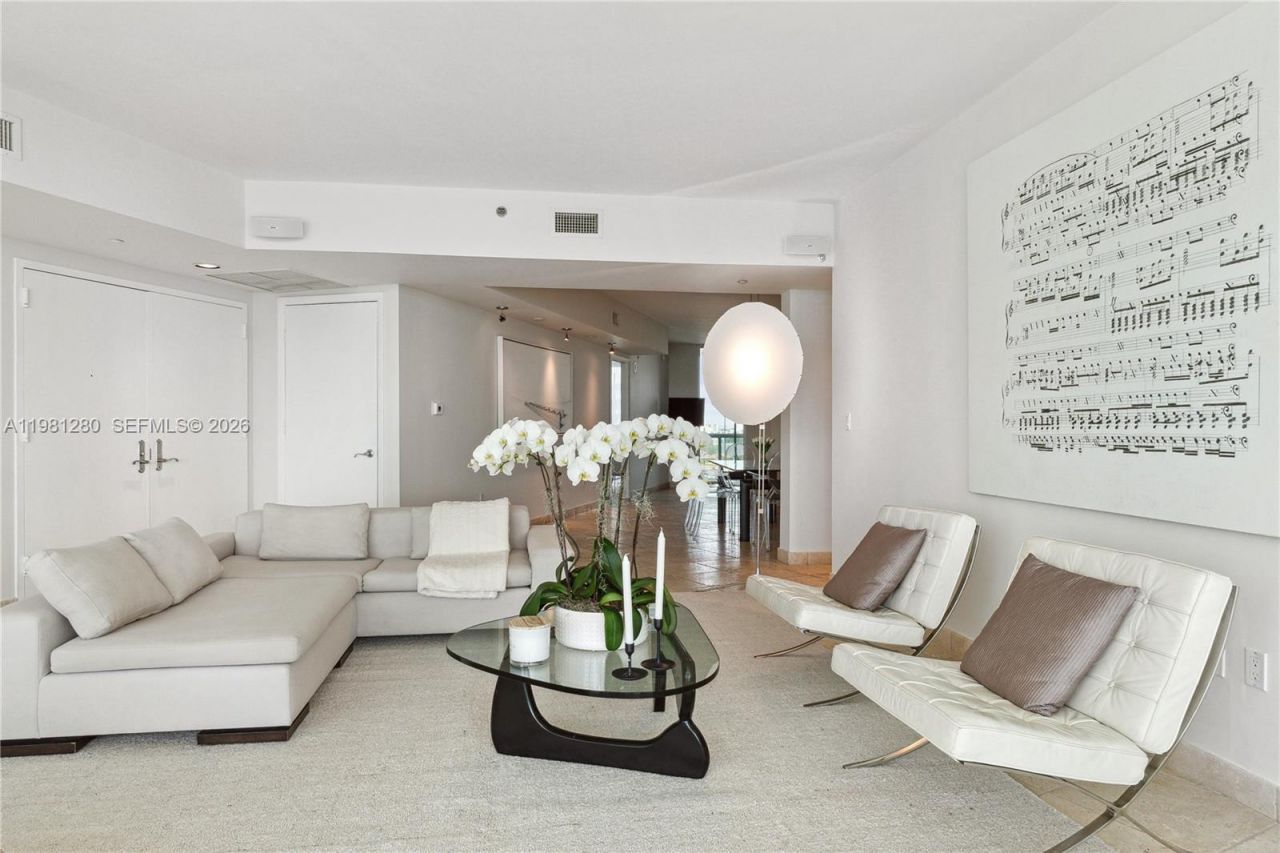 1000 S Pointe Dr, Unit 904, Miami Beach, FL 33139 Photo