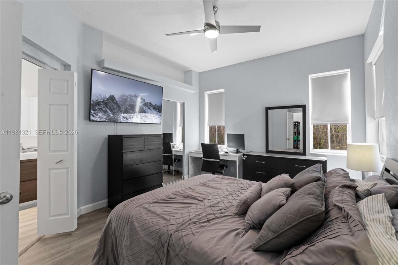 625 Bald Cypress Rd , Unit 625, Weston, FL 33327 Photo