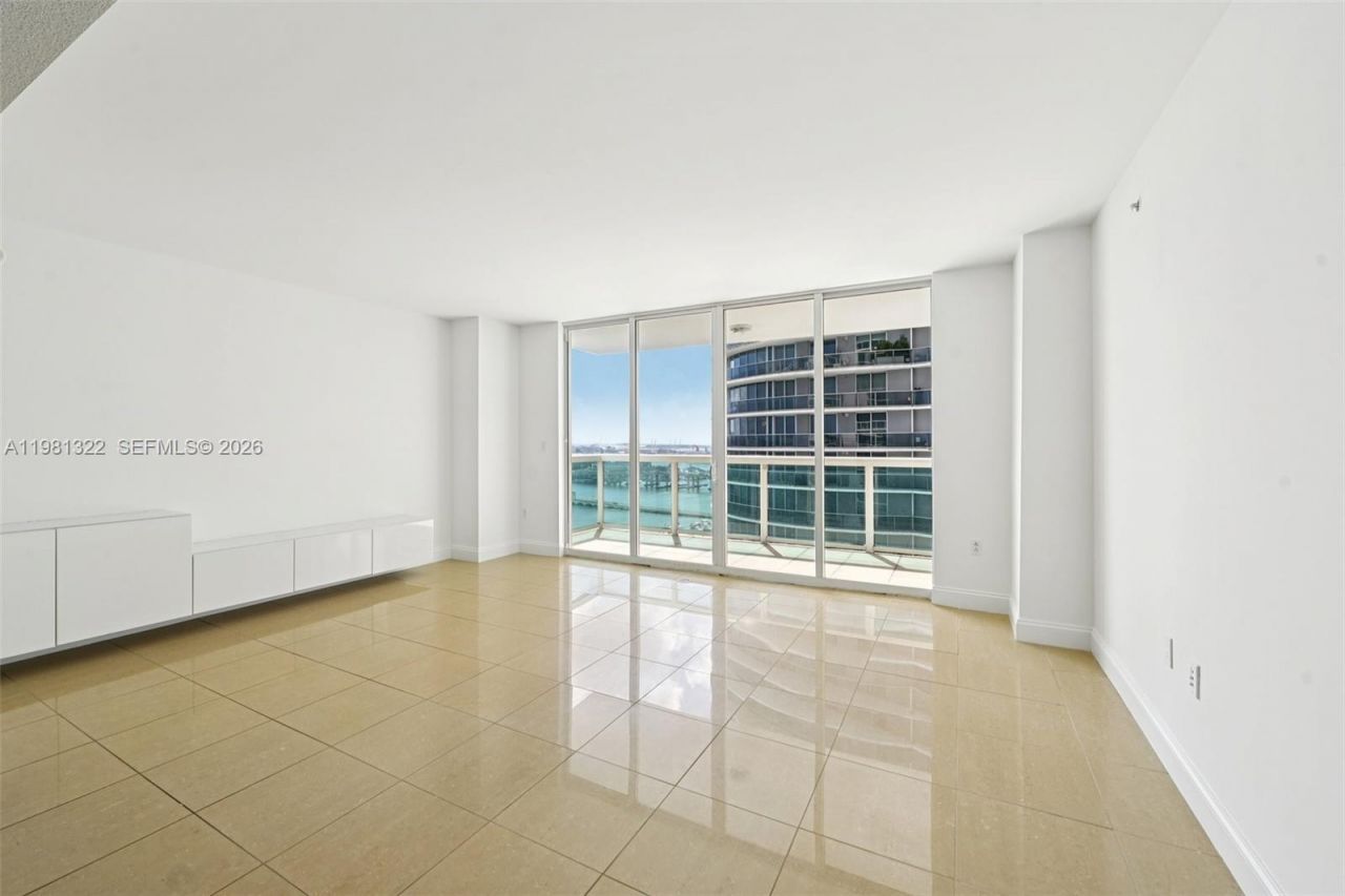1800 N Bayshore Dr , Unit 2811, Miami, FL 33132 Photo