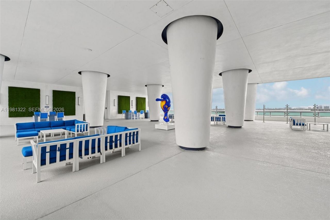 1800 N Bayshore Dr, Unit 2811, Miami, FL 33132 Photo