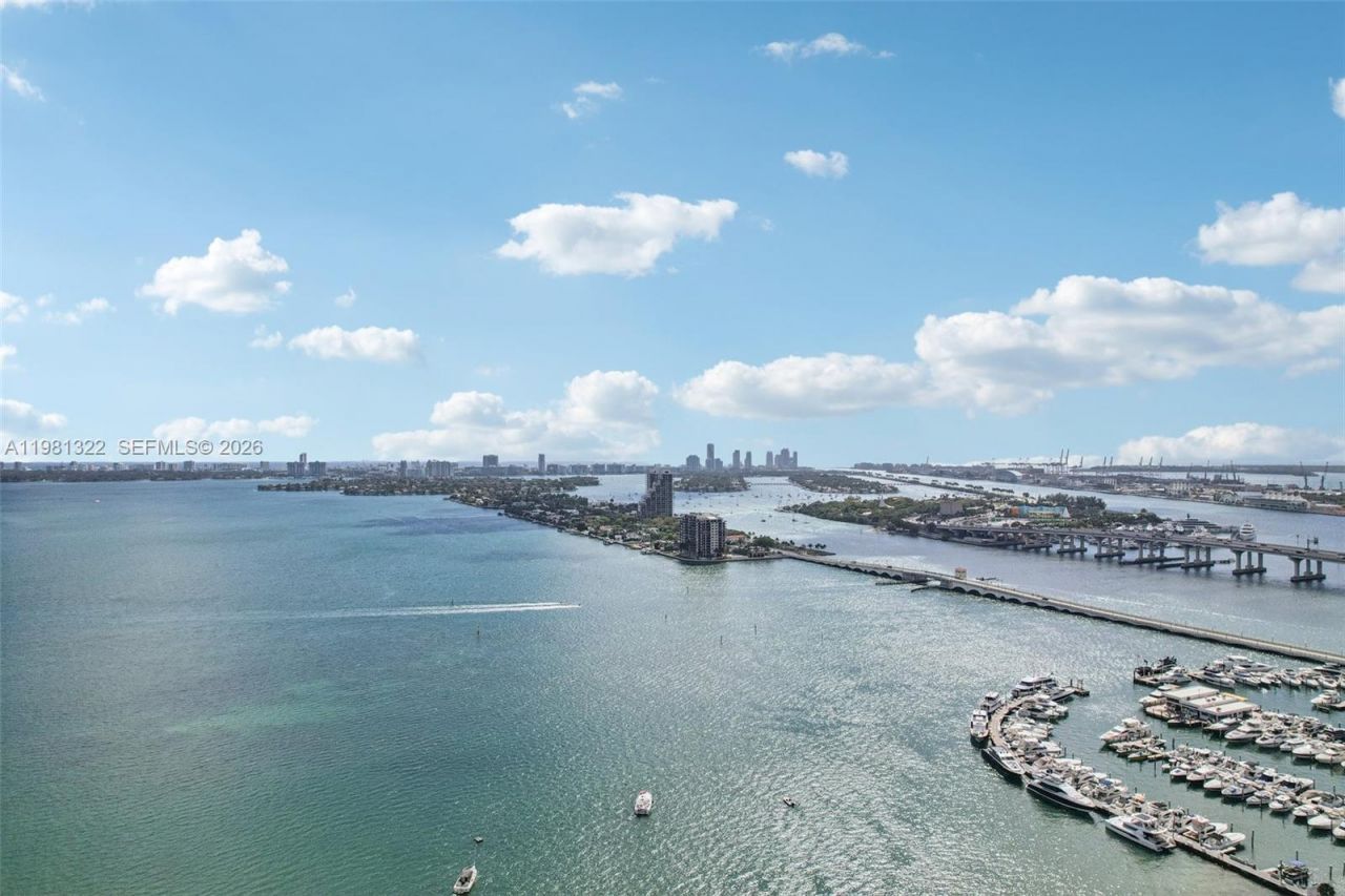 1800 N Bayshore Dr, Unit 2811, Miami, FL 33132 Photo