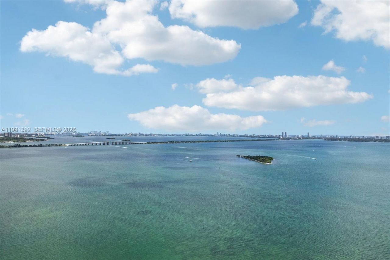 1800 N Bayshore Dr, Unit 2811, Miami, FL 33132 Photo