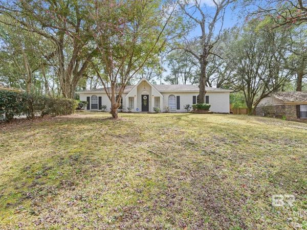 7005 Orangeburg Drive, Mobile, AL 36608