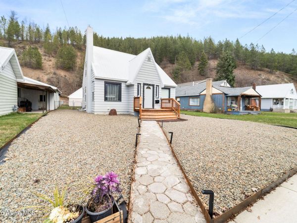 4 E Mission Ave , Kellogg, ID 83837