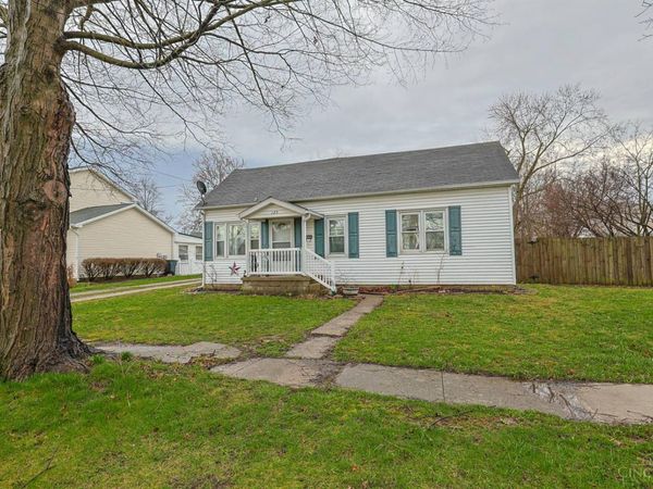 125 W Fancy Street, Blanchester, OH 45107