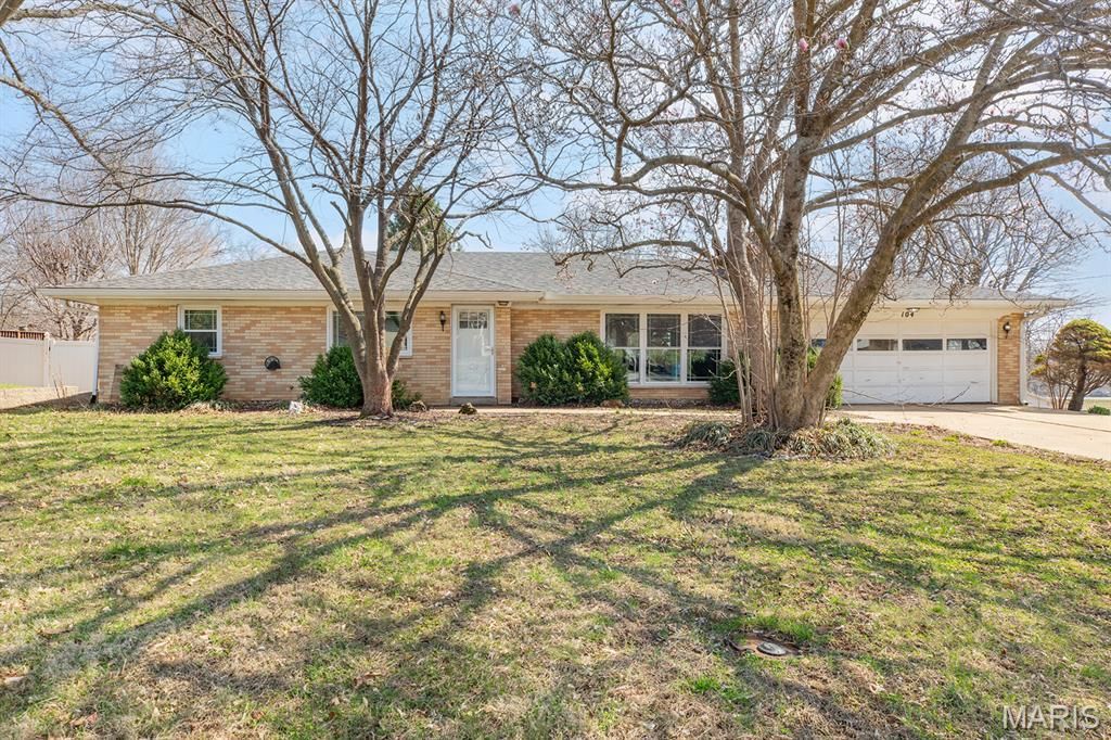 104 Rex Drive, Collinsville, IL 62234 Main Photo