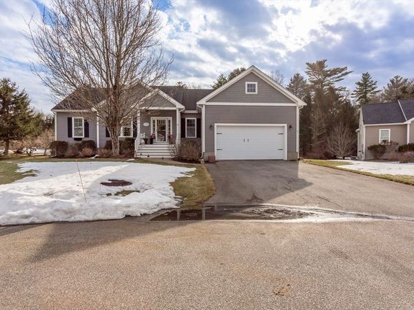 26 Heritage Drive, Taunton, MA 02767