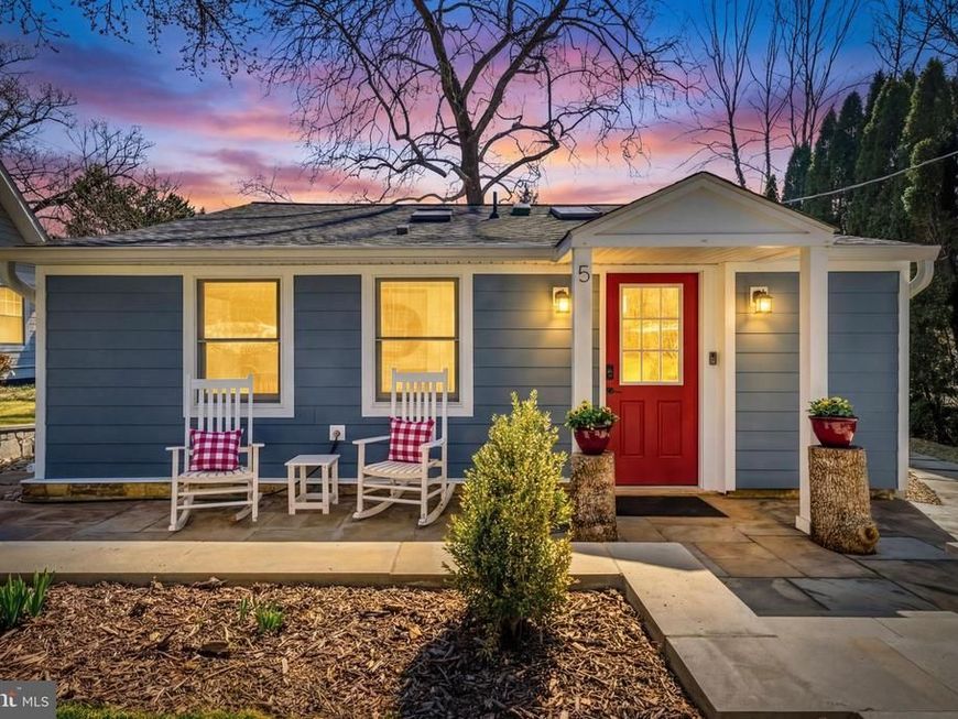 5 Ericsson Road, Cabin John, MD 20818 Main Photo