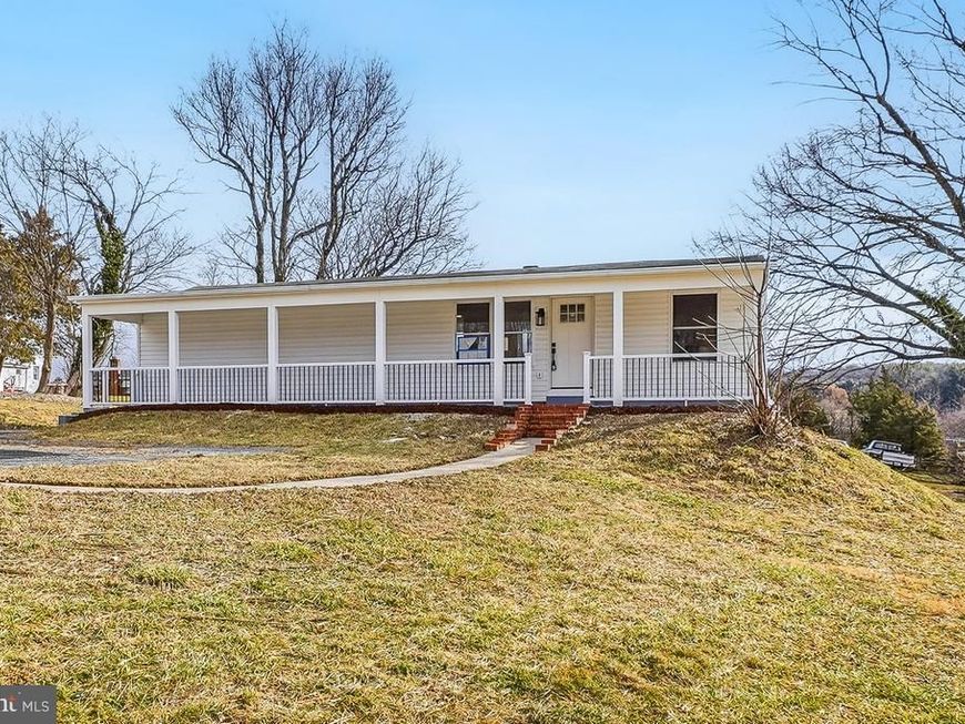 5717 Shaw Drive, Unit 1, Frederick, MD 21704 Main Photo