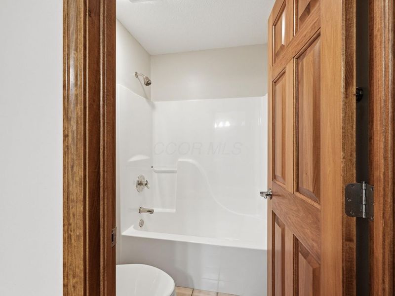 7155 Asheville Park Drive, Columbus, OH 43235 Photo 26