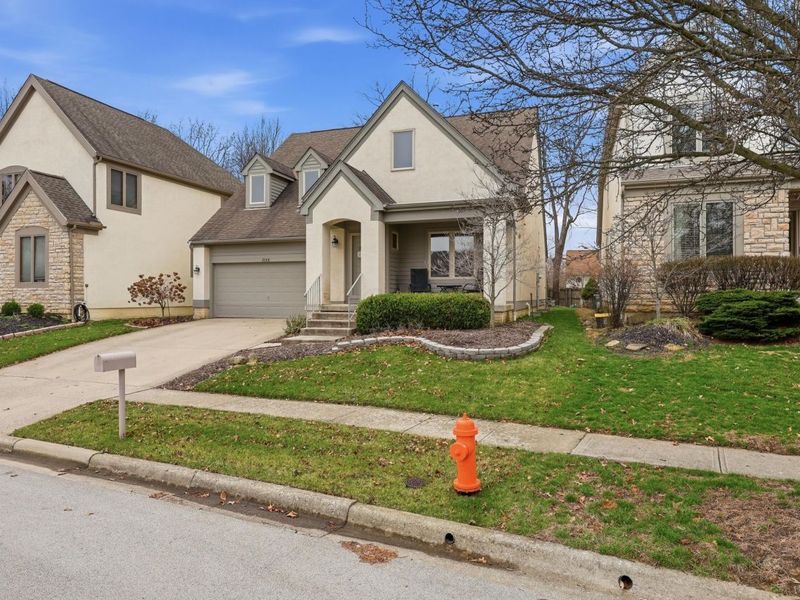 7155 Asheville Park Drive, Columbus, OH 43235 Photo 4