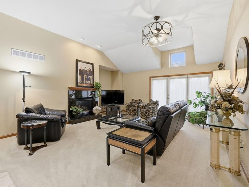 7155 Asheville Park Drive, Columbus, OH 43235 Photo 8