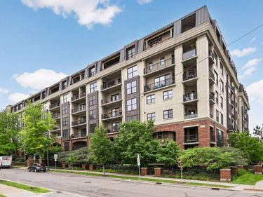 317 Groveland Avenue, Unit 301, Minneapolis, MN 55403