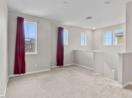 8695 Esperia Way, Sacramento, CA 95828 Photo