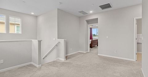 8695 Esperia Way, Sacramento, CA 95828 Photo