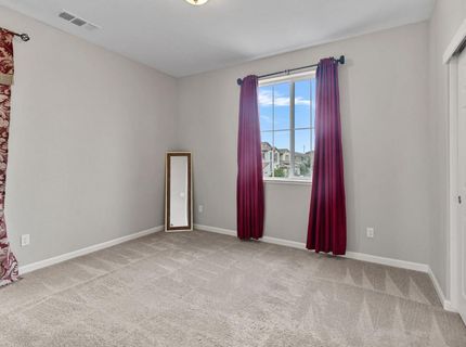 8695 Esperia Way, Sacramento, CA 95828 Photo