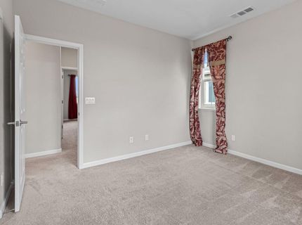 8695 Esperia Way, Sacramento, CA 95828 Photo