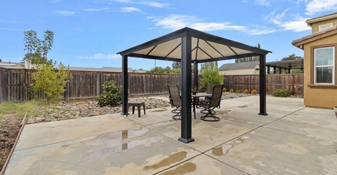 8695 Esperia Way, Sacramento, CA 95828 Photo