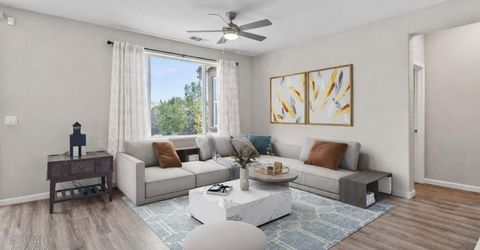 8695 Esperia Way, Sacramento, CA 95828 Photo