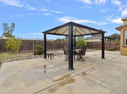 8695 Esperia Way, Sacramento, CA 95828 Photo