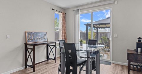 8695 Esperia Way, Sacramento, CA 95828 Photo