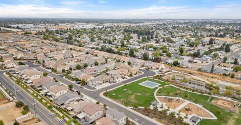 8695 Esperia Way, Sacramento, CA 95828 Photo