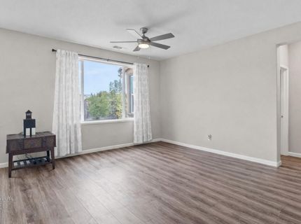 8695 Esperia Way, Sacramento, CA 95828 Photo