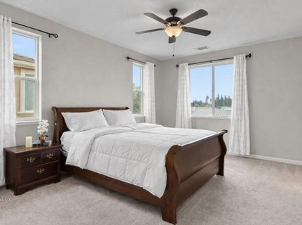 8695 Esperia Way, Sacramento, CA 95828 Photo
