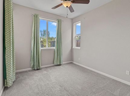 8695 Esperia Way, Sacramento, CA 95828 Photo