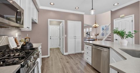 139 Ainger Cir, Sacramento, CA 95835 Photo