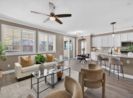139 Ainger Cir, Sacramento, CA 95835 Photo
